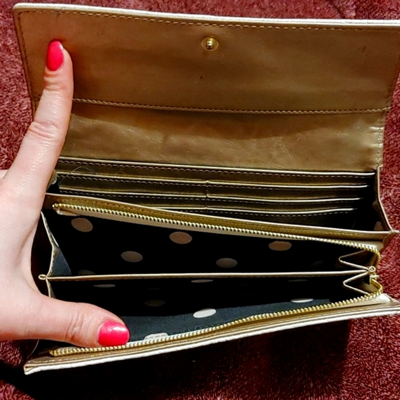 Anne Klein Wallet - Picture 3 of 3